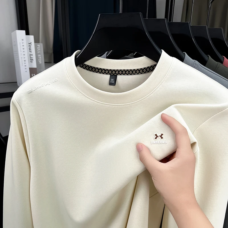 Высококачественная мужская футболка с круглым вырезом и длинным рукавом, осенняя новая однотонная удобная пуловерная толстовка с принтом, универсальная мужская одежда для поездок на работу, топ
Высококачественная мужская футболка с круглым вырезом и длинным рукавом, осенняя новая однотонная удобная пуловерная толстовка с принтом, универсальная мужская одежда для поездок на работу, топ