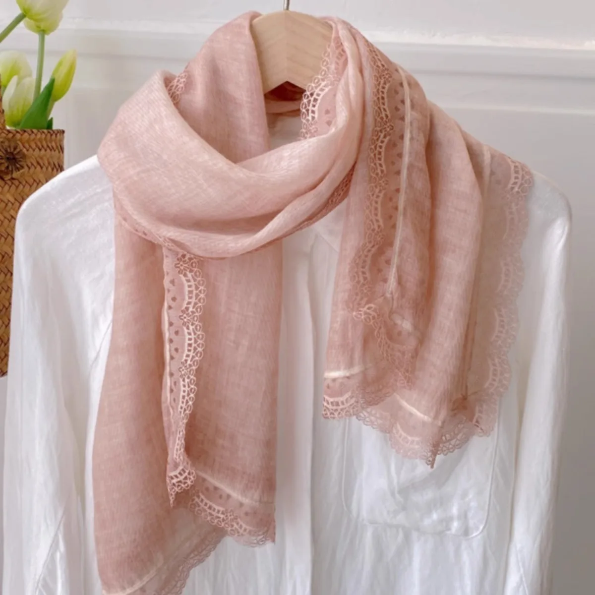 Retro Tie-dye Lace Edge Cotton and Linen Scarf Women's Spring Autumn Versatile Summer Thin Sunscreen Small Shawl with Short Yarn
Retro Tie-dye Lace Edge Cotton and Linen Scarf Women's Spring Autumn Versatile Summer Thin Sunscreen Small Shawl with Short Yarn