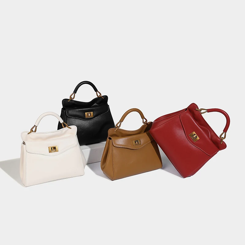 Large capacity bag for women 2025 autumn and winter new retro versatile crossbody bag fashionable handheld small square bag
Large capacity bag for women 2025 autumn and winter new retro versatile crossbody bag fashionable handheld small square bag