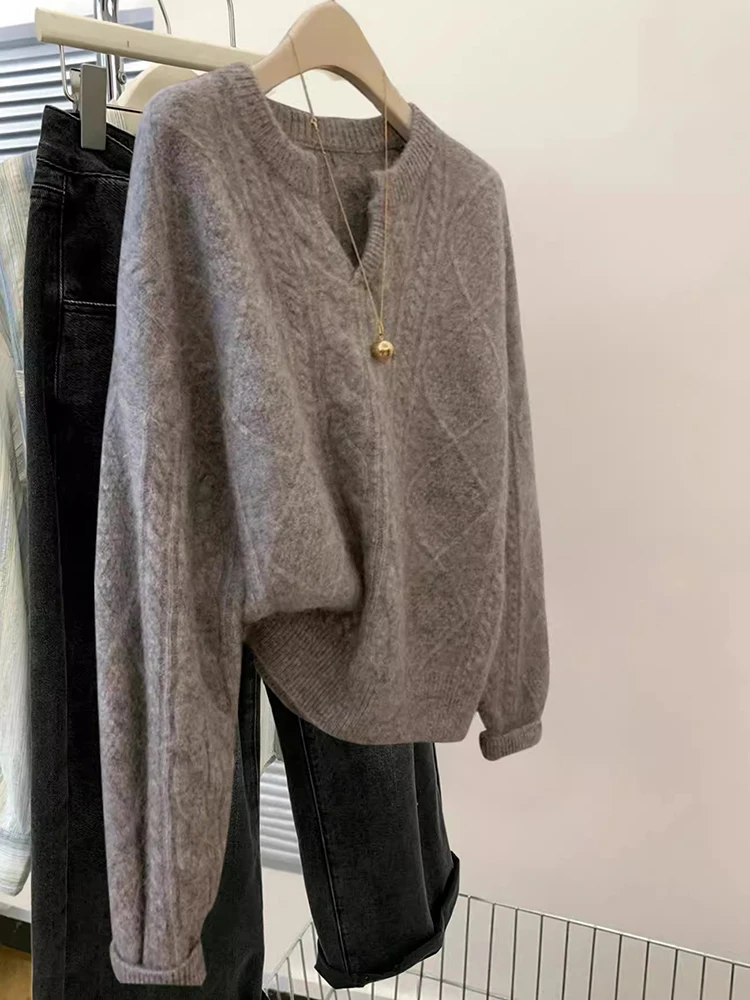 Women's Solid Color Loose Knit Sweater Base V-neck Pullover Knitwear Autumn Winter Casual Warm Chic Femme Sweater Tops
Women's Solid Color Loose Knit Sweater Base V-neck Pullover Knitwear Autumn Winter Casual Warm Chic Femme Sweater Tops