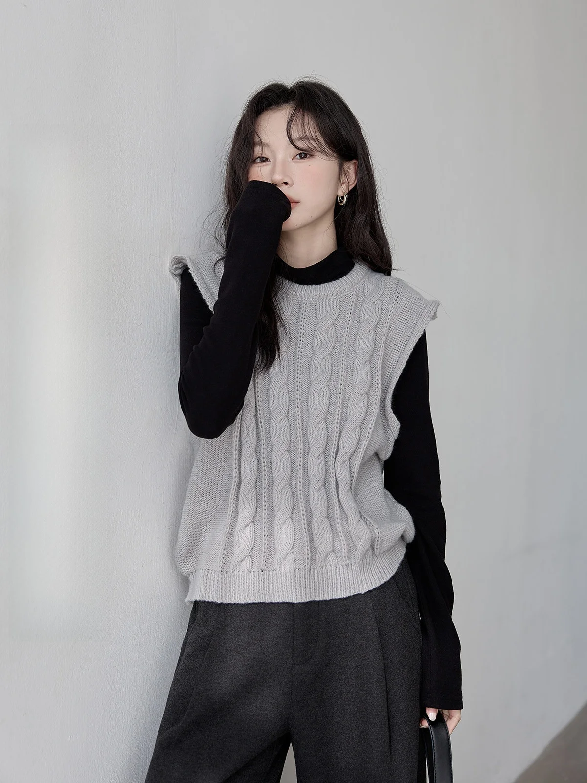 HuiXi ey Knitted Sweater Vest Women's round Ne Winter Outerwear Inner Matchings Warmth Thermalization Commute Sle
HuiXi ey Knitted Sweater Vest Women's round Ne Winter Outerwear Inner Matchings Warmth Thermalization Commute Sle