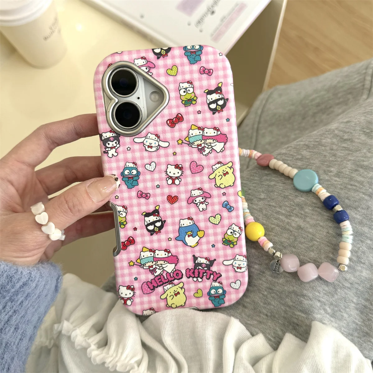 New pink checkered HelloKitty leather Phone Case For iPhone 16 15 14 13 Pro Max fundas iphone 15 case Protective cover 15pro
New pink checkered HelloKitty leather Phone Case For iPhone 16 15 14 13 Pro Max fundas iphone 15 case Protective cover 15pro