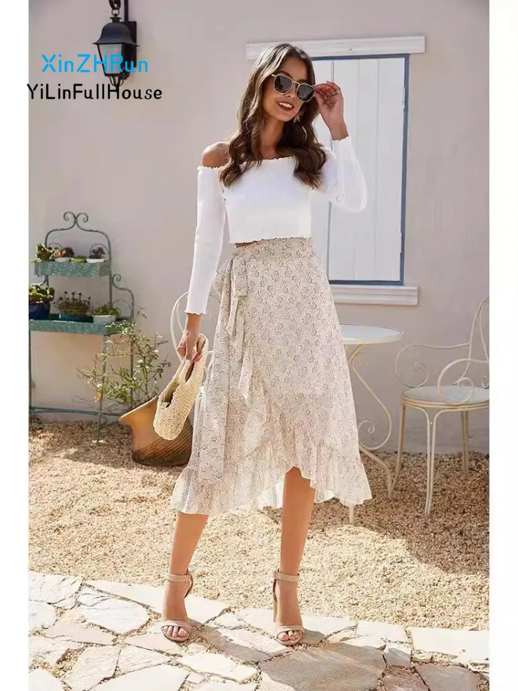 Summer new women's fashionable temperament pleated strap slit irregular skirt sexy slim fit chiffon half body floral skirt 2024
Summer new women's fashionable temperament pleated strap slit irregular skirt sexy slim fit chiffon half body floral skirt 2024