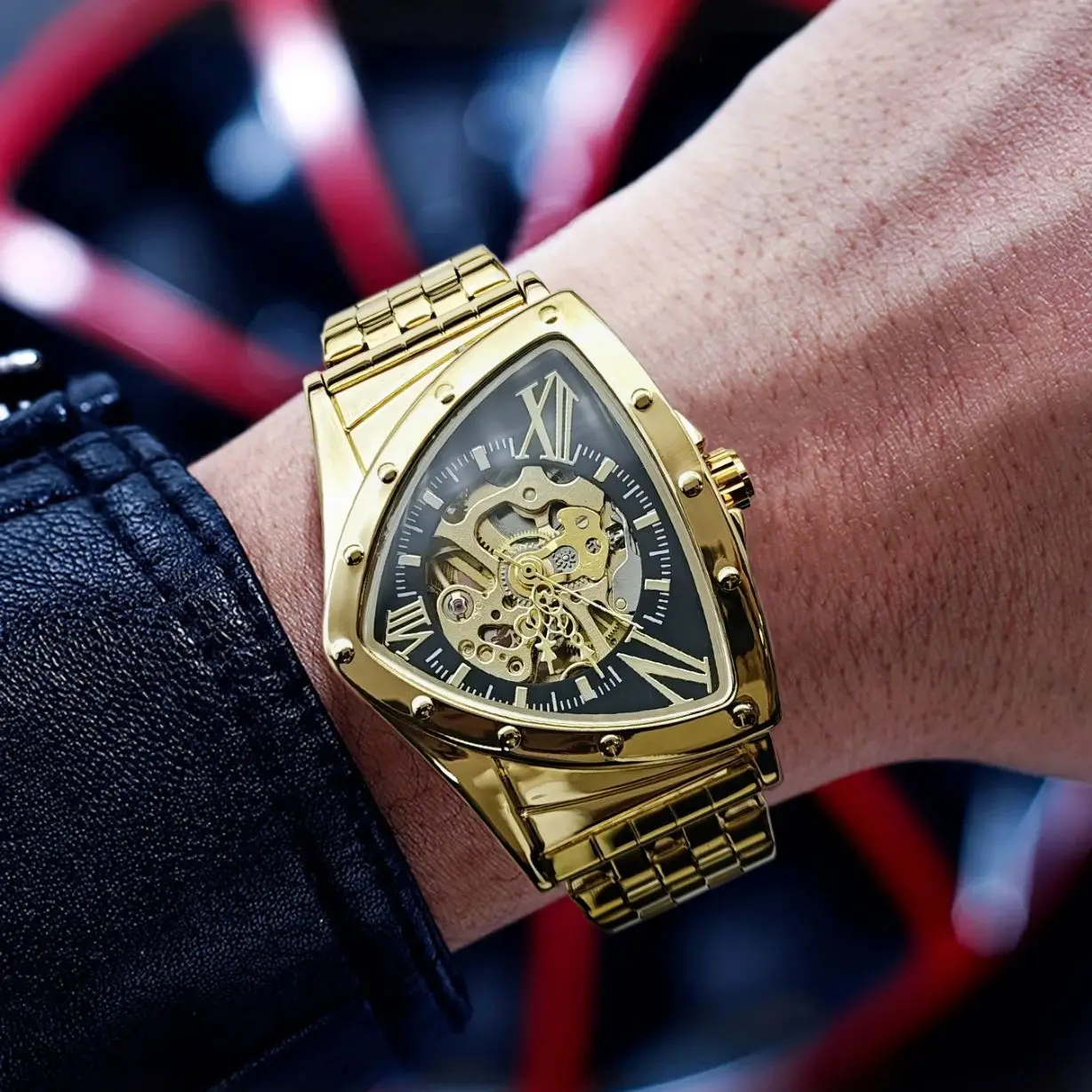 Новые элитные роскошные деловые мужские механические часы, треугольный циферблат, автоматический заводной механизм, дизайн скелета, ремешок из нержавеющей стали, модный аксессуар, подходит для бизнеса и отдыха, лучший подарок для него
Новые элитные роскошные деловые мужские механические часы, треугольный циферблат, автоматический заводной механизм, дизайн скелета, ремешок из нержавеющей стали, модный аксессуар, подходит для бизнеса и отдыха, лучший подарок для него