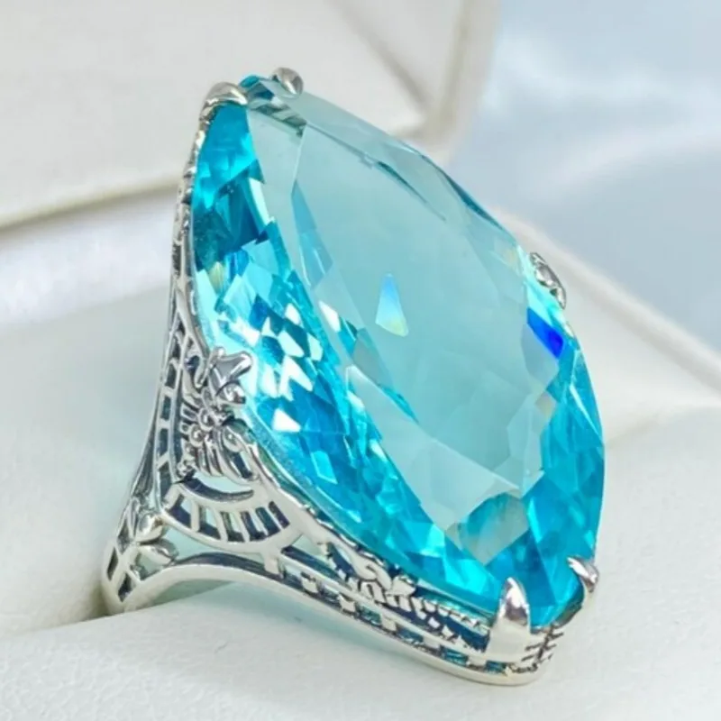 Elegant Inlaid Sea Blue CZ Women's Ring Aesthetic Silver Color Geometry Daily Wear Party Jewelry Anniversary Gift
Elegant Inlaid Sea Blue CZ Women's Ring Aesthetic Silver Color Geometry Daily Wear Party Jewelry Anniversary Gift