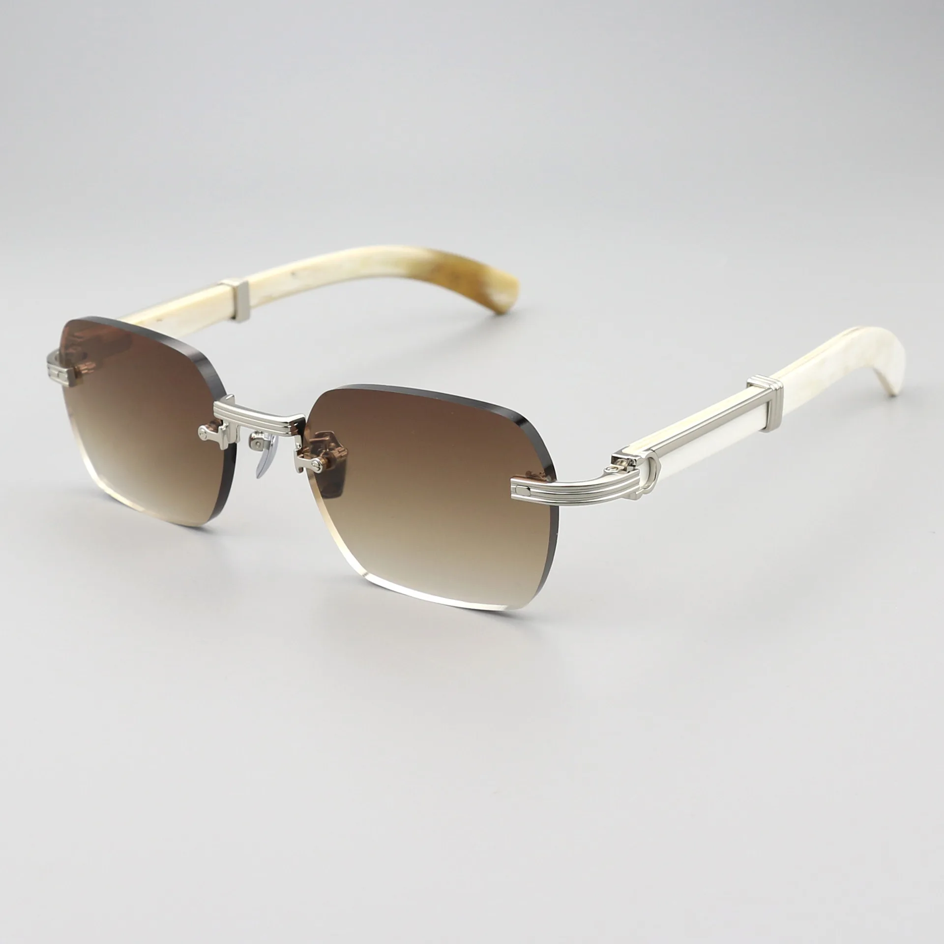 PENG handmade horn sunglasses with frameless design, UV400 protection, business and leisure dual-use, customizable prescription
PENG handmade horn sunglasses with frameless design, UV400 protection, business and leisure dual-use, customizable prescription