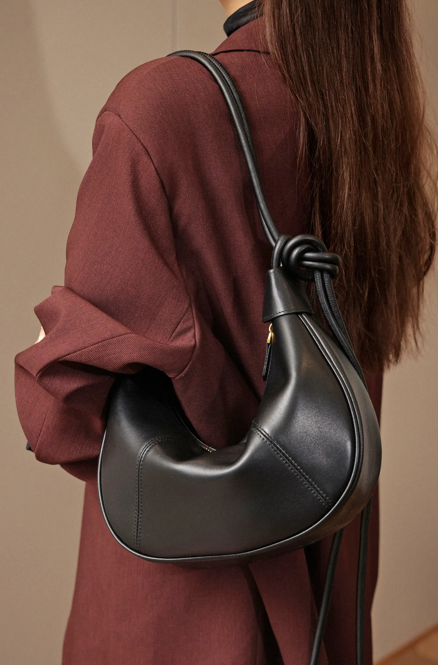 Women's Shoulder Bags Handbags Leather Bags Zipper Closure Large Capacity Underarm Shoulder Bags Fashion Stylev
Women's Shoulder Bags Handbags Leather Bags Zipper Closure Large Capacity Underarm Shoulder Bags Fashion Stylev