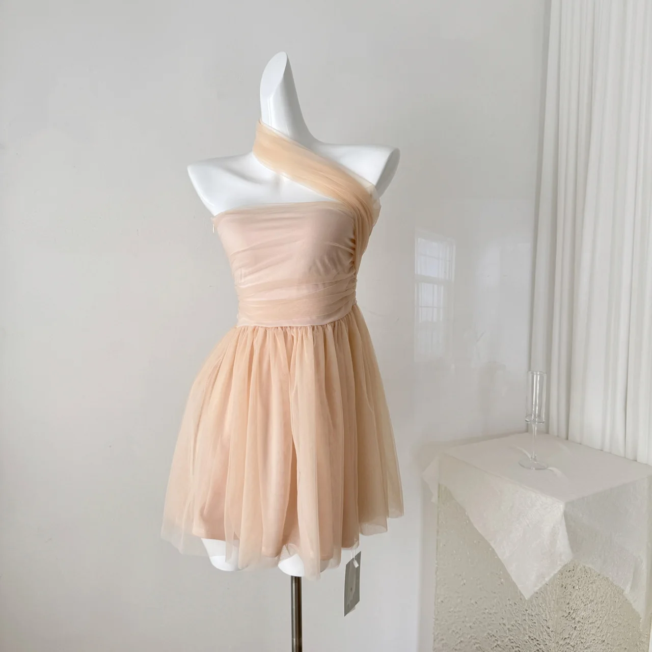 Party Dress Women Wedding Banquet Short Dress Pink Colored Bra Dress Fashion Mesh Bow Gown Female Clothing
Party Dress Women Wedding Banquet Short Dress Pink Colored Bra Dress Fashion Mesh Bow Gown Female Clothing
