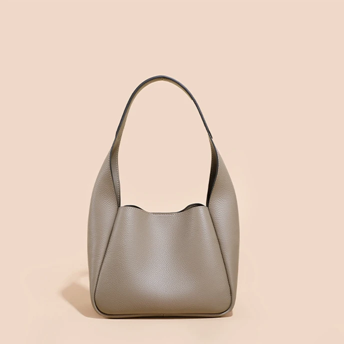 Сумка-ведер из воловьей кожи с верхним слоем, мягкая кожаная сумка-корзина, женская сумка для пригородных поездок, сумка для подмышек, повседневная сумка-мешок
Сумка-ведер из воловьей кожи с верхним слоем, мягкая кожаная сумка-корзина, женская сумка для пригородных поездок, сумка для подмышек, повседневная сумка-мешок