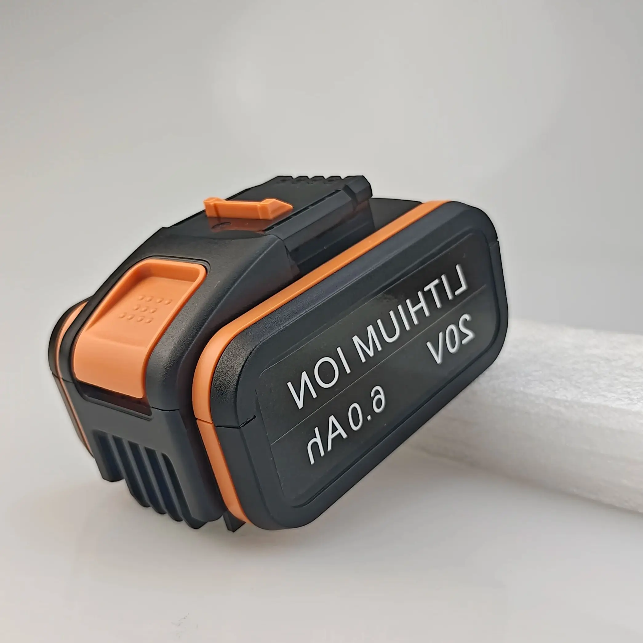 6000mAh Li-ion Rechargeable Battery WA3551 WA3553 Replace,for Worx 20V Cordless Power Tools WA3572 WX176 WX178 WG546E
6000mAh Li-ion Rechargeable Battery WA3551 WA3553 Replace,for Worx 20V Cordless Power Tools WA3572 WX176 WX178 WG546E