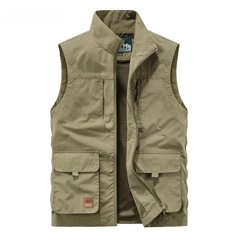 Men's Leisure Vest Solid Color Tooling Style Waistcoat Thin Fishing Hiking Multi-Pocket Casual Loose Vest for Men Tool Vest
Men's Leisure Vest Solid Color Tooling Style Waistcoat Thin Fishing Hiking Multi-Pocket Casual Loose Vest for Men Tool Vest