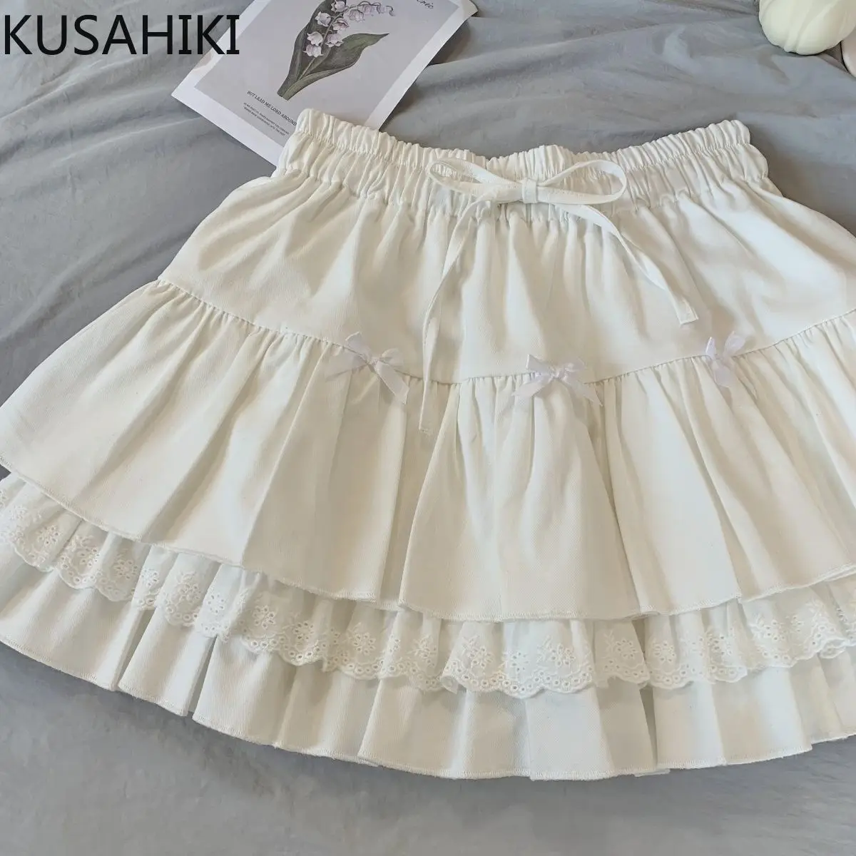 KUSAHIKI 2024 Summer New Causal Layered-ruffle Cake Skirt Cute Sweet Style Lace Up Elastic Waist Lace Skirts Mujer Faldas
KUSAHIKI 2024 Summer New Causal Layered-ruffle Cake Skirt Cute Sweet Style Lace Up Elastic Waist Lace Skirts Mujer Faldas