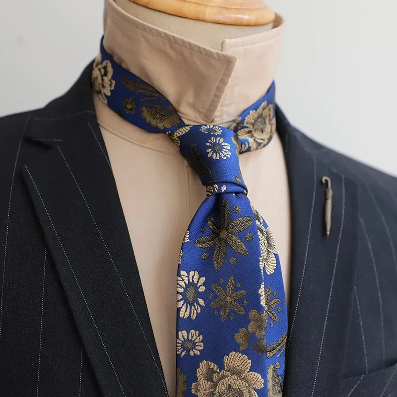 Factory stock high-quality Chinese style large flower retro series cocktail party men's tie casual banquet dress performance
Factory stock high-quality Chinese style large flower retro series cocktail party men's tie casual banquet dress performance