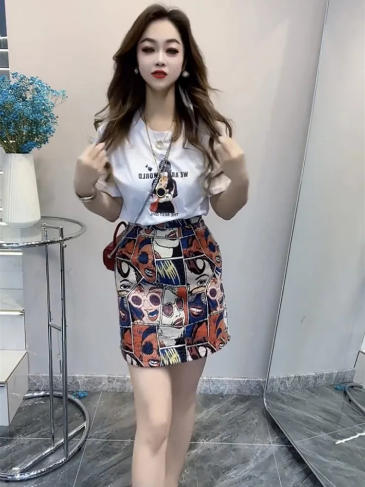 Retro Versatile Slim Fit Anime Beaded T-irt A-Line Skirt Faionable Two-Piece Set Women Summer Casual Chic Outfit
Retro Versatile Slim Fit Anime Beaded T-irt A-Line Skirt Faionable Two-Piece Set Women Summer Casual Chic Outfit