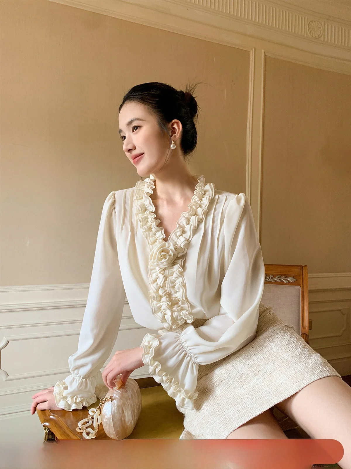 XXNING Heavy Industry Rose Pattern Long Sve irt Женский свободный драпированный повседневный топ из полиэстера во французском стиле с драпировкой
XXNING Heavy Industry Rose Pattern Long Sve irt Женский свободный драпированный повседневный топ из полиэстера во французском стиле с драпировкой