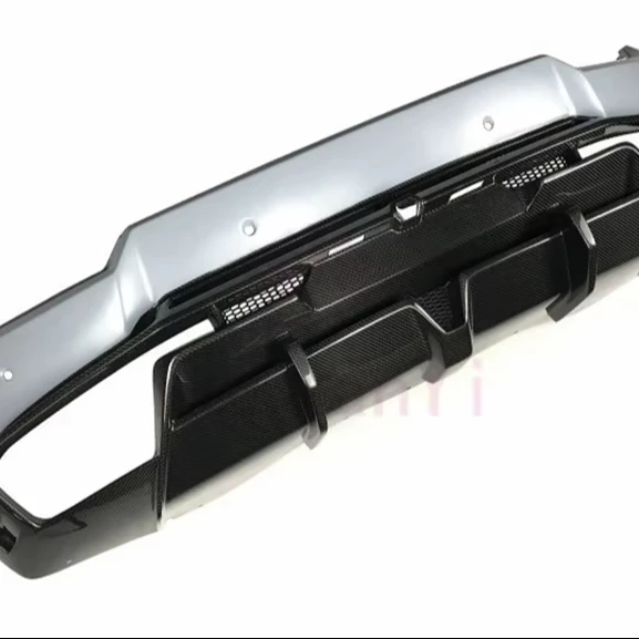High Quality Dry Carbon Fiber Rear Bumper for the 2014-2019 Lamborghini Huracan LP610 LP580 Body Kit
High Quality Dry Carbon Fiber Rear Bumper for the 2014-2019 Lamborghini Huracan LP610 LP580 Body Kit