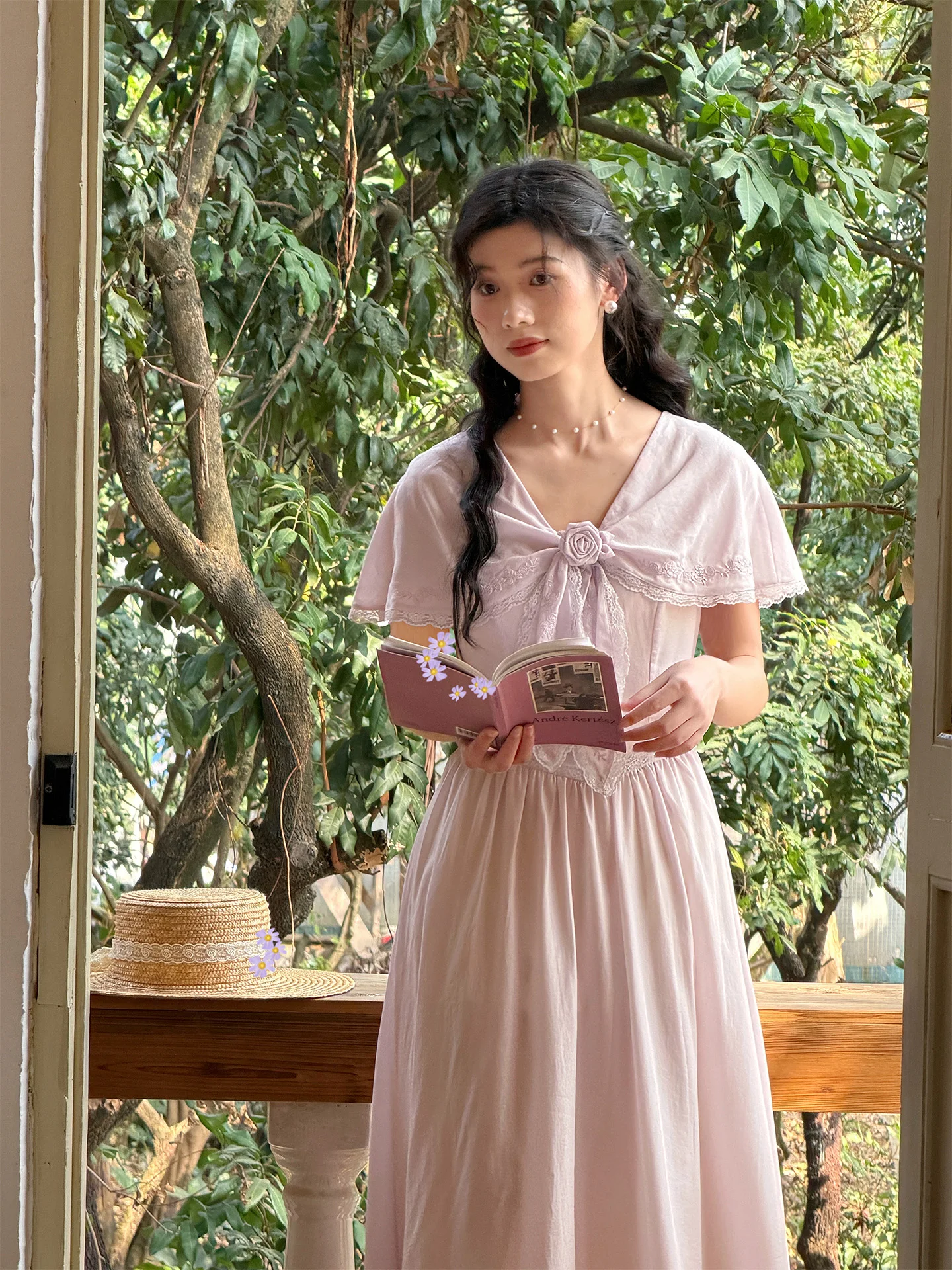 Elegant Light Purple Shawl Embroidered Dress with Waist-Cinching Features by Qi Yu Pearls Citywalk Suitable Summer Short Sleeve
Elegant Light Purple Shawl Embroidered Dress with Waist-Cinching Features by Qi Yu Pearls Citywalk Suitable Summer Short Sleeve