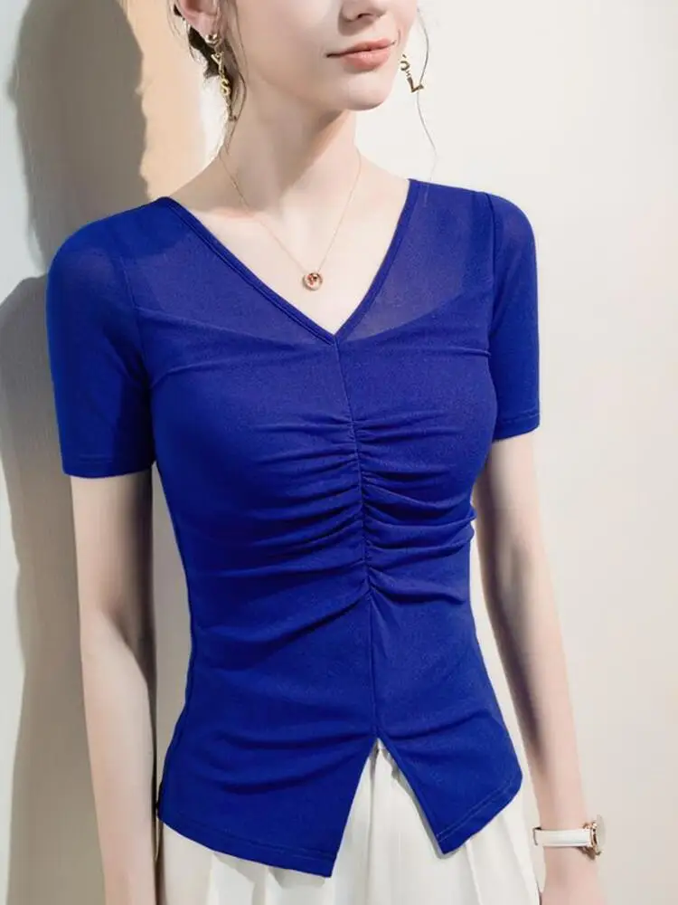 V-Neck Mesh Bottom Women's Short Sleeved 2025 Solid Color Pleated Patchwork Split Top For Summer Wear With A Small Shirt
V-Neck Mesh Bottom Women's Short Sleeved 2025 Solid Color Pleated Patchwork Split Top For Summer Wear With A Small Shirt