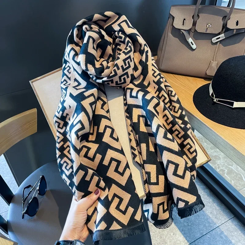 Winter Scarf Women Luxury Brand Classic Lattice Pashmina Scarf Soft Foulard Female Cashmere Scarves Shawl Shawls Wraps
Winter Scarf Women Luxury Brand Classic Lattice Pashmina Scarf Soft Foulard Female Cashmere Scarves Shawl Shawls Wraps