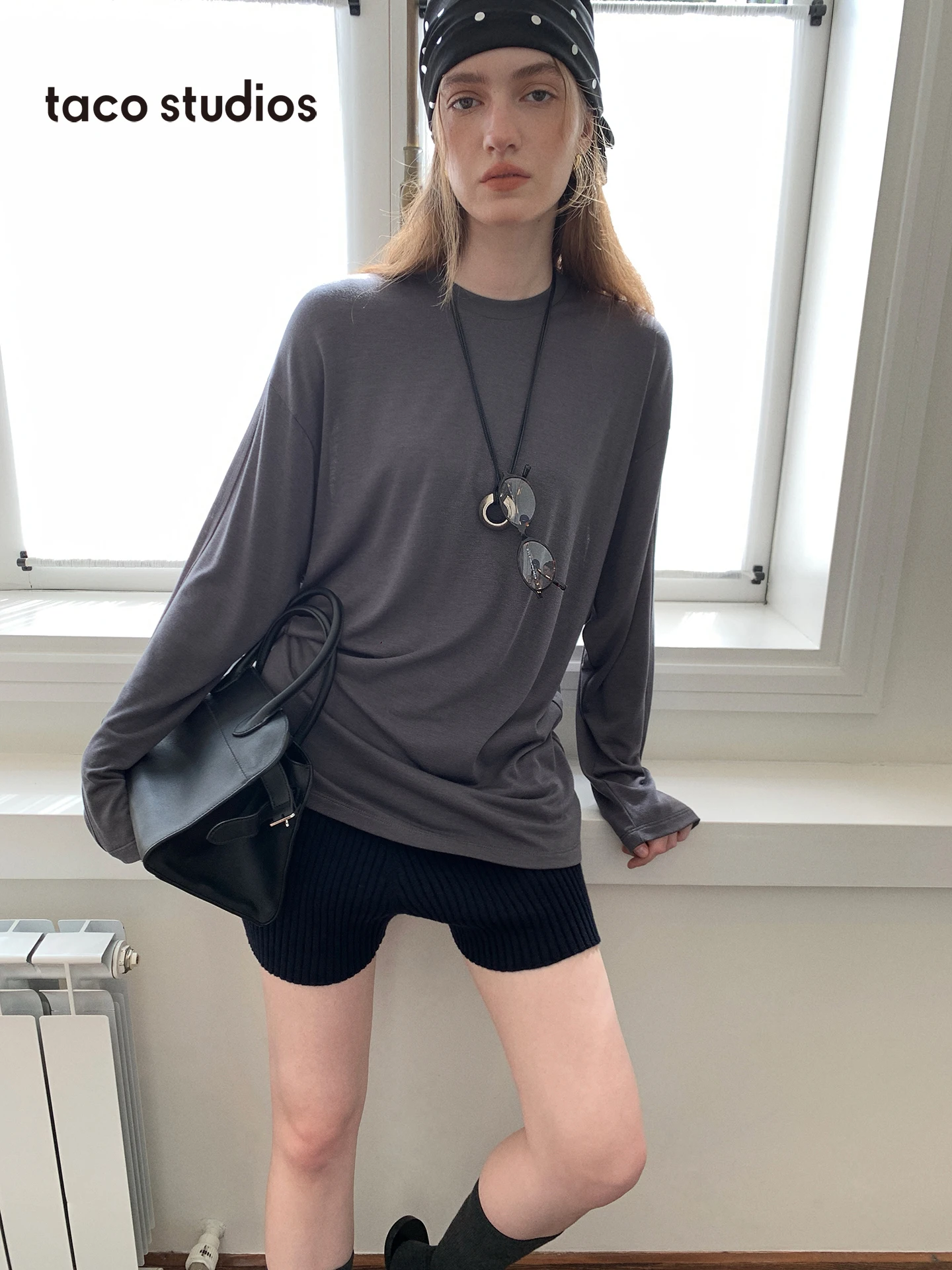 Женский повседневный топ Taco Studios с длинными рукавами и круглым вырезом, из смесовой шелковой и шерстяной ткани, универсальный, осенне-зимний, свободного кроя
Женский повседневный топ Taco Studios с длинными рукавами и круглым вырезом, из смесовой шелковой и шерстяной ткани, универсальный, осенне-зимний, свободного кроя