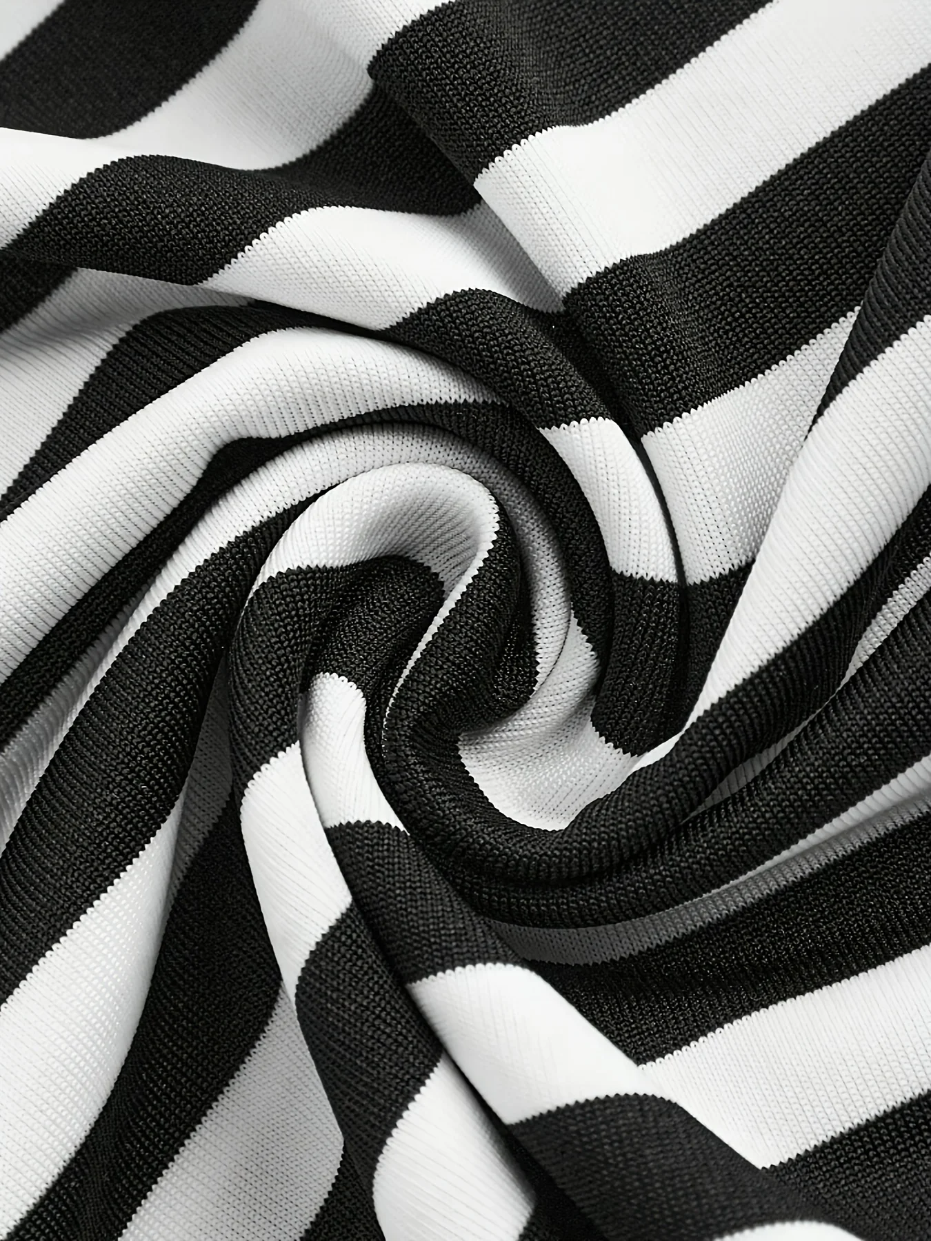 Women's fashion casual versatile off-shoulder plus size camisole two-piece set
Women's fashion casual versatile off-shoulder plus size camisole two-piece set