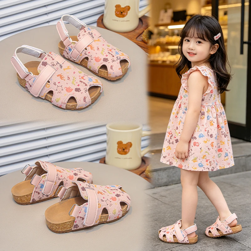 Girls' Sandals Summer Toddler Printed Velvet Leather Shoes Baby Girls' Shoes Baby Walking Shoes Children's Slip on Slippers
Girls' Sandals Summer Toddler Printed Velvet Leather Shoes Baby Girls' Shoes Baby Walking Shoes Children's Slip on Slippers