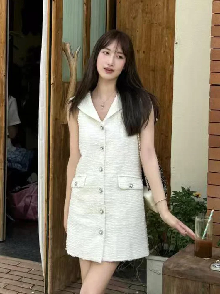 Summer New Luxury Style White Heart Bead Navy Collar Sleeveless Women's Dress High Waist A-Line Skirt Polyester Cotton Blend
Summer New Luxury Style White Heart Bead Navy Collar Sleeveless Women's Dress High Waist A-Line Skirt Polyester Cotton Blend