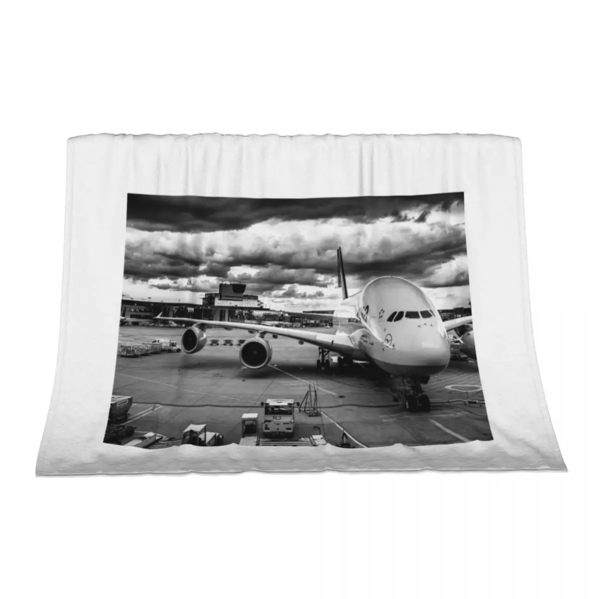 Lufthansa Airbus A380 monochrome Throw Blanket Flannel Fabric For Decorative Sofa Camping Moving Blankets
Lufthansa Airbus A380 monochrome Throw Blanket Flannel Fabric For Decorative Sofa Camping Moving Blankets