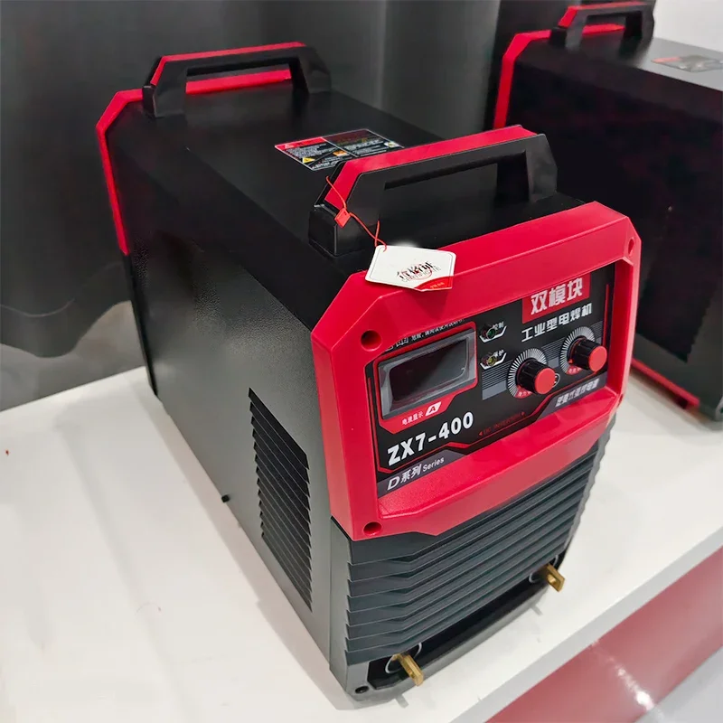 Electric Welding Machine 220v380v Wide Voltage Fully Automatic Intelligent Electric Welding Machine Small Hand Direct Sales
Electric Welding Machine 220v380v Wide Voltage Fully Automatic Intelligent Electric Welding Machine Small Hand Direct Sales