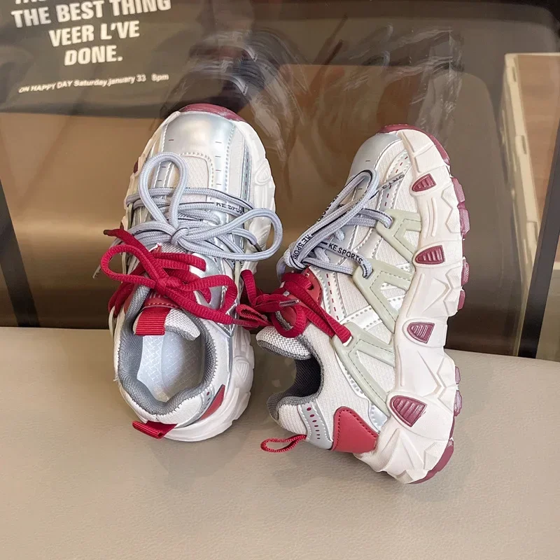 2024 Children Versatile Sneakers for Girls Boys Autumn New Fashion Korean Style Soft Bottom Casual Anti-slippery Sports Shoes
2024 Children Versatile Sneakers for Girls Boys Autumn New Fashion Korean Style Soft Bottom Casual Anti-slippery Sports Shoes