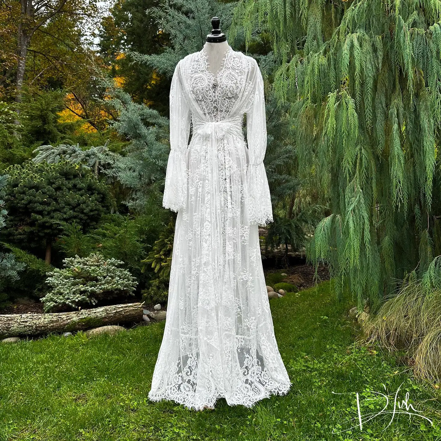 Lace White Women Wedding Prom Dress V Neck Full Sleeves Mesh Tulle Maternity Long Bridal Robe Evening Gown Customized
Lace White Women Wedding Prom Dress V Neck Full Sleeves Mesh Tulle Maternity Long Bridal Robe Evening Gown Customized