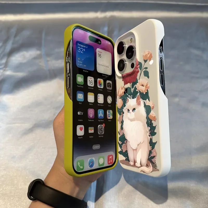 White Cat Pattern Half Pack Soft Phone Case For iPhone Case 16 15 14 13 12 11 Pro Plus Phone Y2K Cool INS Cover
White Cat Pattern Half Pack Soft Phone Case For iPhone Case 16 15 14 13 12 11 Pro Plus Phone Y2K Cool INS Cover