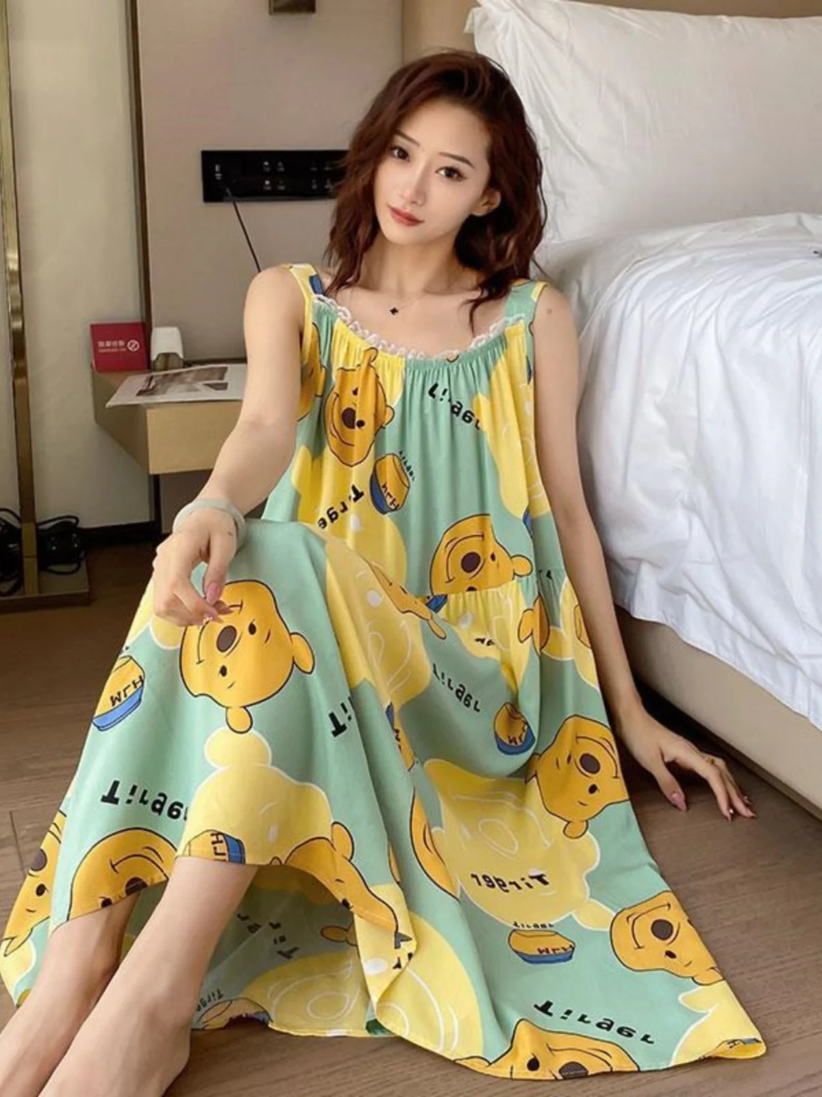 plus Size Casual Thin Loose Sleeveless Patchwork Mid-Length Home Clothes Sleep Dress Women's Outerwear Summer Floral Print
plus Size Casual Thin Loose Sleeveless Patchwork Mid-Length Home Clothes Sleep Dress Women's Outerwear Summer Floral Print