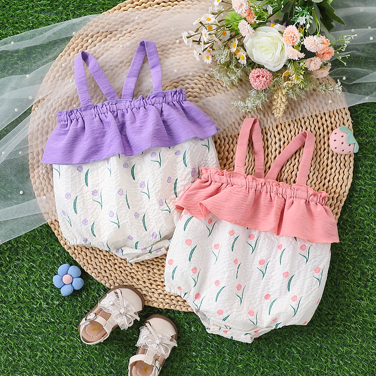 2-piece combination set for baby girls, refreshing and comfortable, flower printed patchwork camisole triangle jumpsuit, summer
2-piece combination set for baby girls, refreshing and comfortable, flower printed patchwork camisole triangle jumpsuit, summer