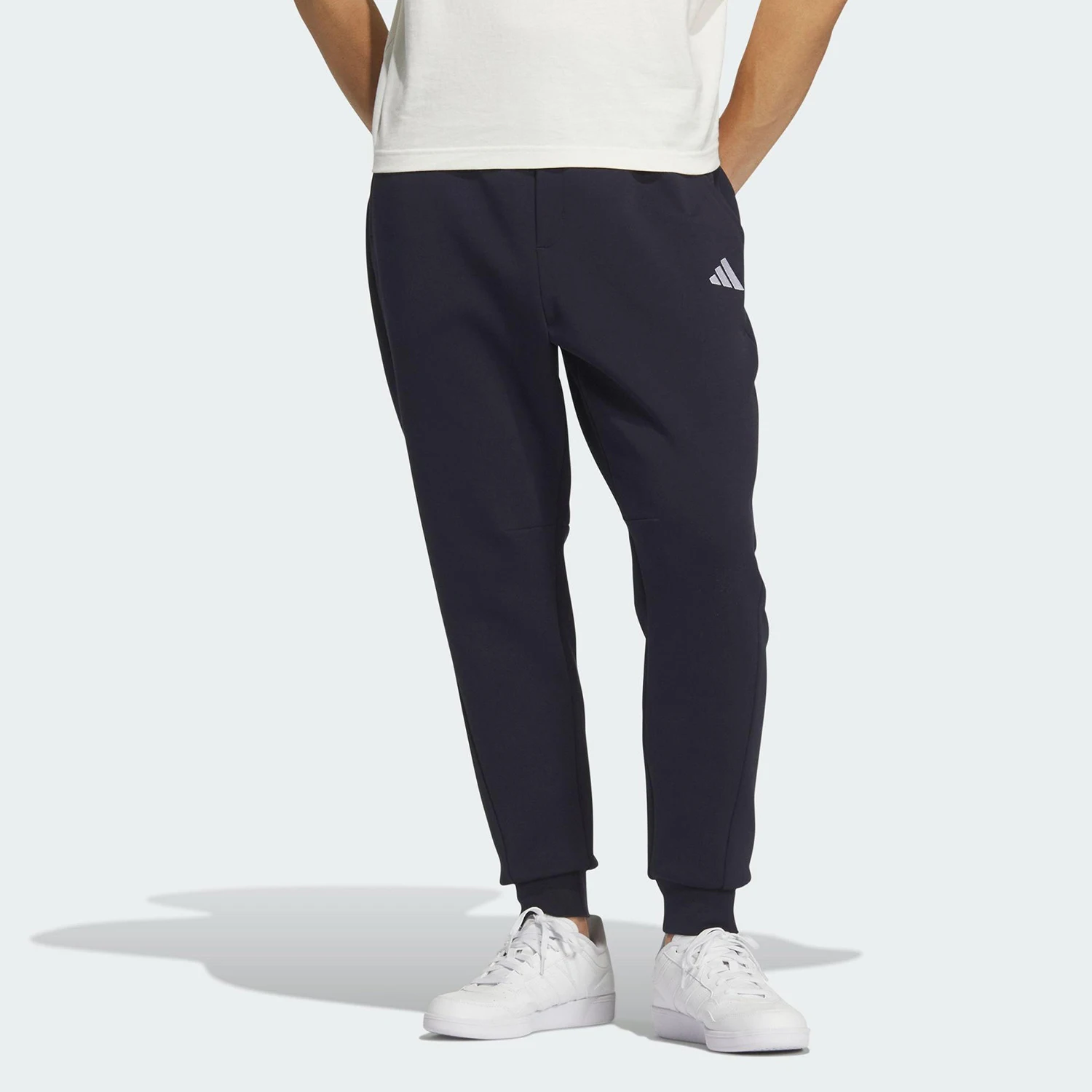 Оригинальные мужские спортивные повседневные брюки Adidas V KNIT PT с манжетами KF5185
Оригинальные мужские спортивные повседневные брюки Adidas V KNIT PT с манжетами KF5185