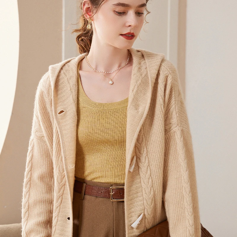 24 Autumn/Winter New European Station Thickened 100% Pure Cashmere Hoodie Women's Loose Lazy Knit Sweater
24 Autumn/Winter New European Station Thickened 100% Pure Cashmere Hoodie Women's Loose Lazy Knit Sweater