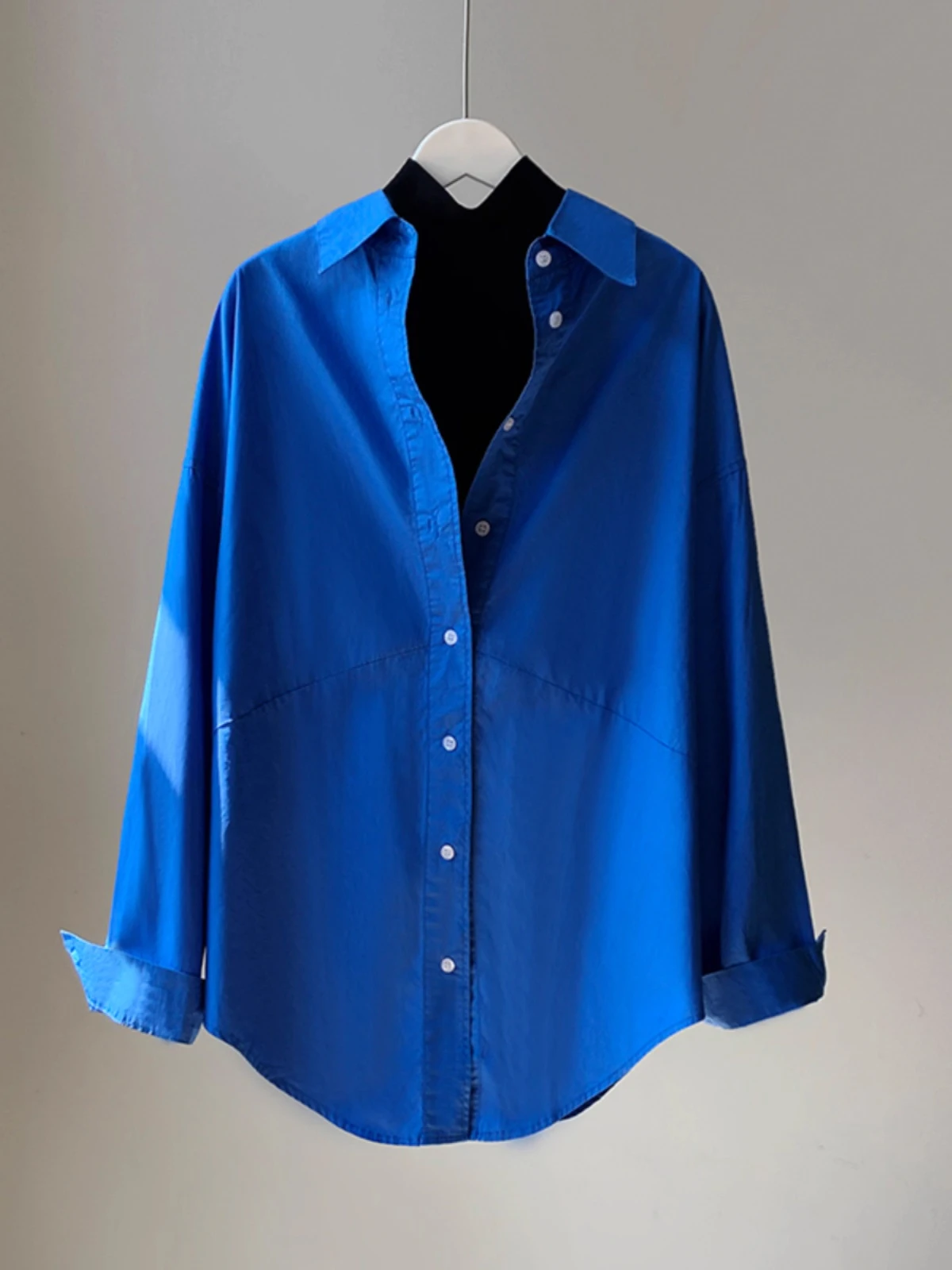 Loose Long Sve Blue irt Women's Faion Outerwear Casual Sle Korean Version Layering Top Slimming Trendy Autumn irt
Loose Long Sve Blue irt Women's Faion Outerwear Casual Sle Korean Version Layering Top Slimming Trendy Autumn irt