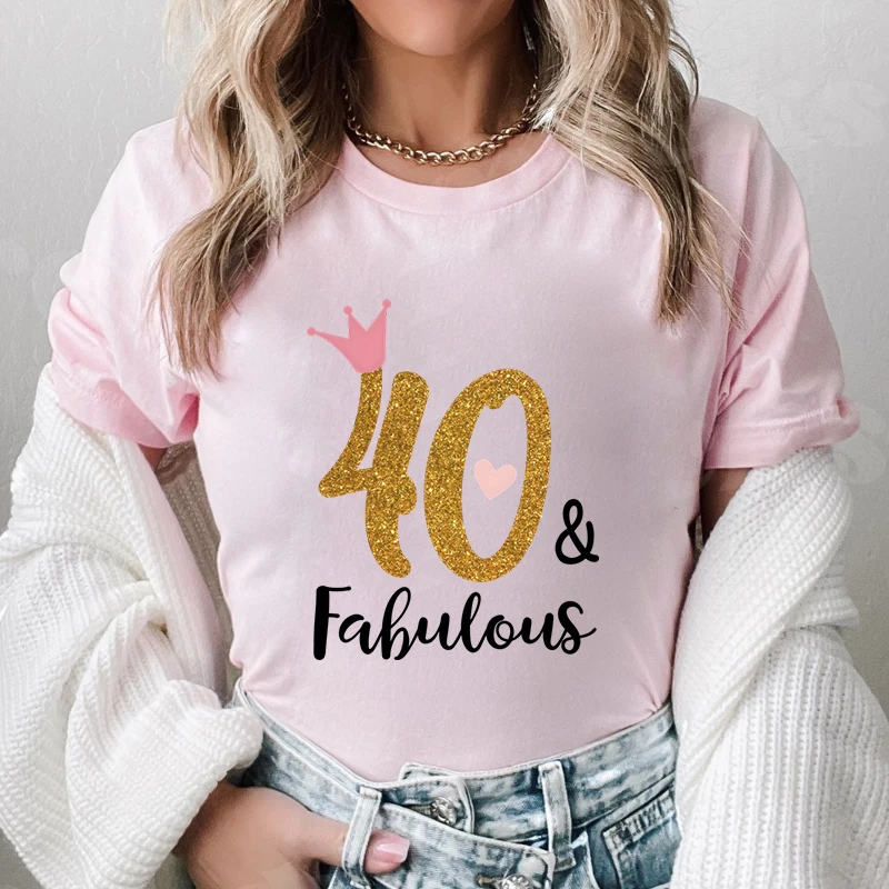 Fashion 40th Fabulous T-shirt for Women Birthday Party Shirt Fashion Graphic Y2k Tops Short Sleeve Tees Ladies Casual Clothing
Fashion 40th Fabulous T-shirt for Women Birthday Party Shirt Fashion Graphic Y2k Tops Short Sleeve Tees Ladies Casual Clothing