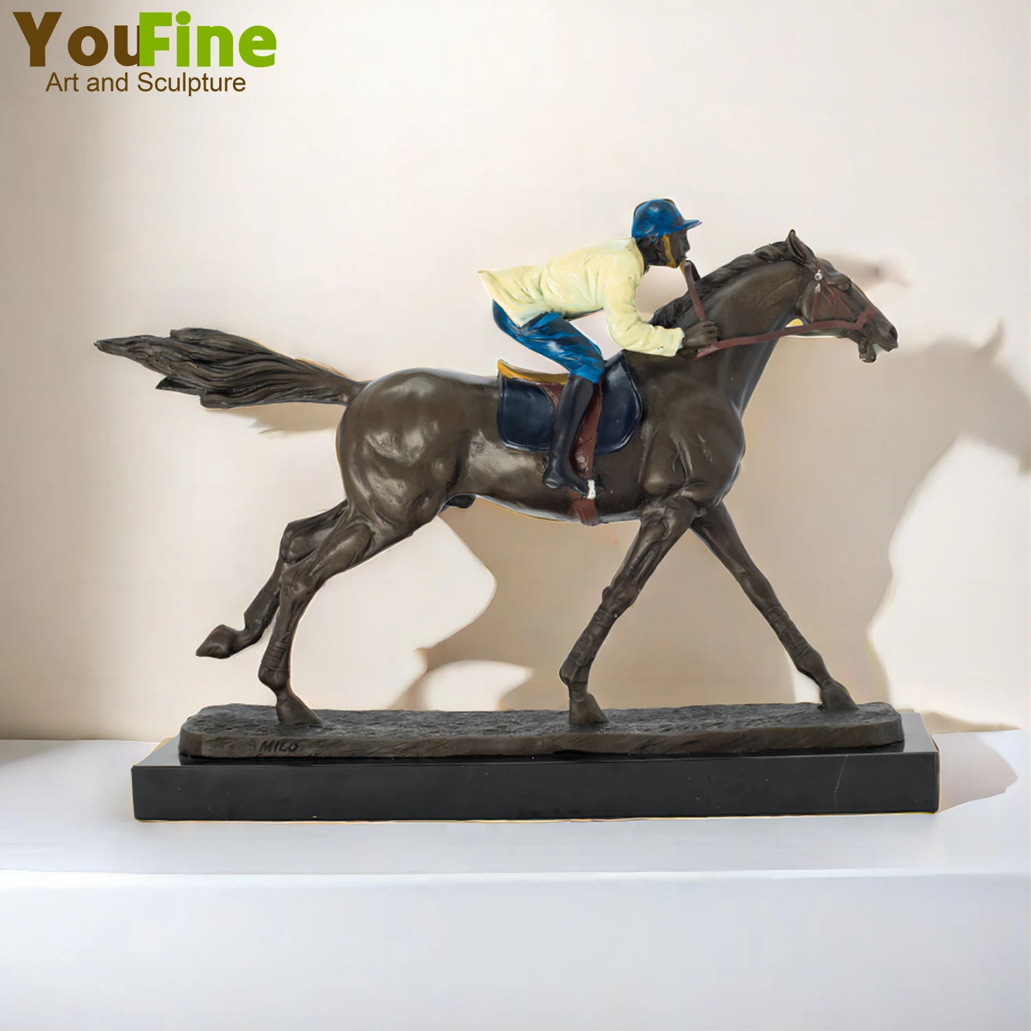 Bronze Jockey Ridding Horse Sculpture Recing Horse Bronze Statue With Marble Base For Home Indoor Decoration Ornament Gifts
Bronze Jockey Ridding Horse Sculpture Recing Horse Bronze Statue With Marble Base For Home Indoor Decoration Ornament Gifts