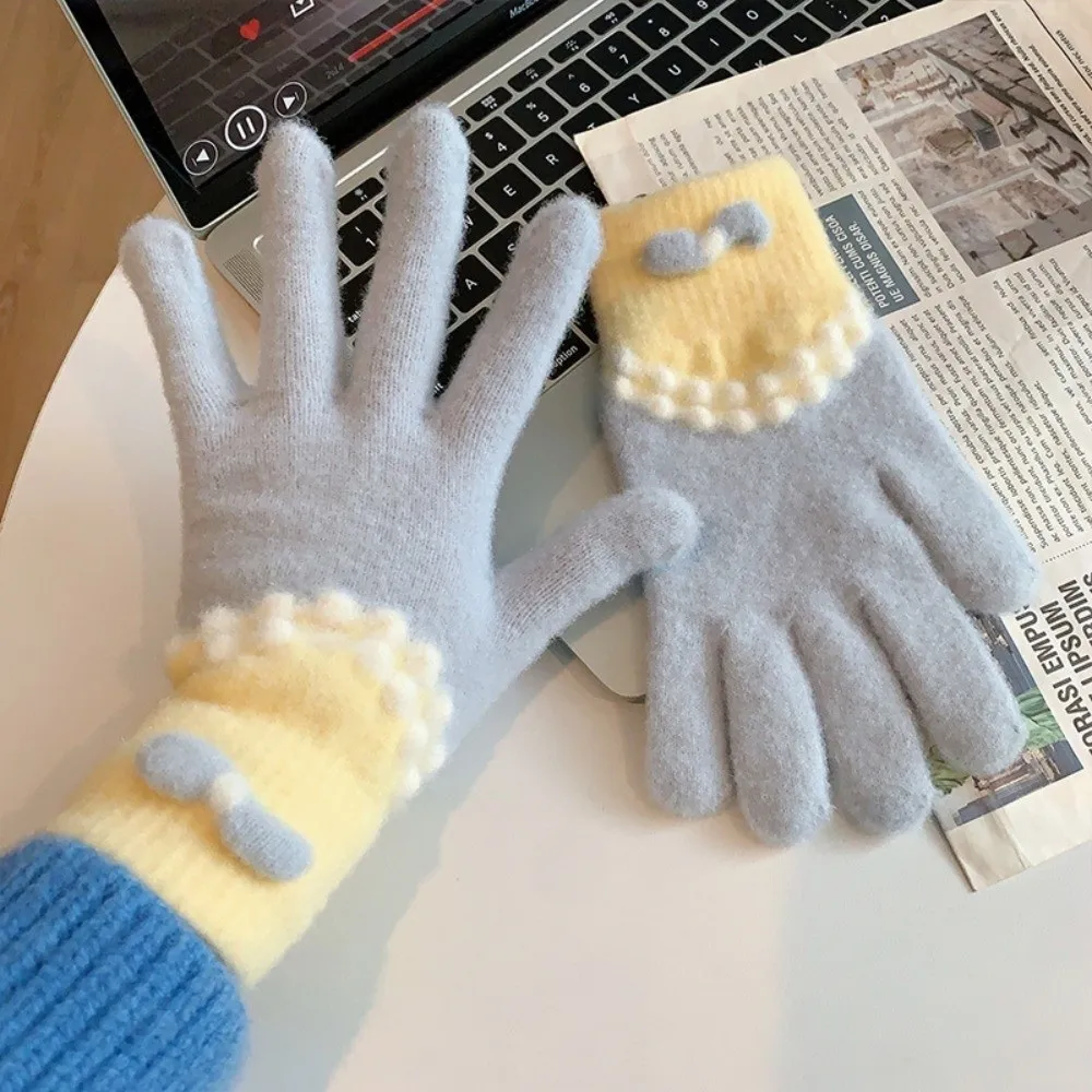 Creative Soft Full Finger Gloves Windproof Cold Proof Colorful Winter Gloves Warm Driving Skiing Mittens 
Creative Soft Full Finger Gloves Windproof Cold Proof Colorful Winter Gloves Warm Driving Skiing Mittens