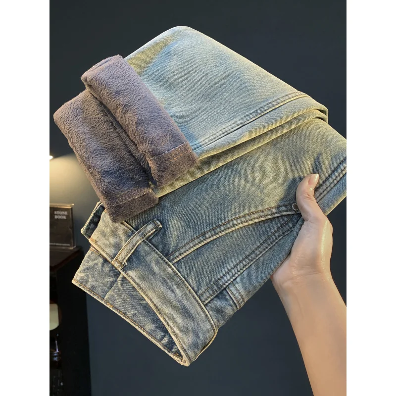 Мужские зимние 2024, новые теплые и морозостойкие светло-голубые свободные брюки с утолщенными плюшевыми джинсами
Мужские зимние 2024, новые теплые и морозостойкие светло-голубые свободные брюки с утолщенными плюшевыми джинсами