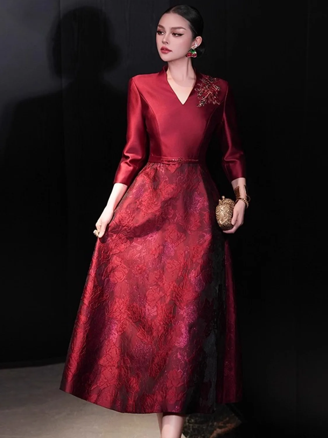 Elegant Red Evening Dress Women's Autumn Fashion New Style Premium Quality Beaded Floral Embroidery Slimming Waistline Weddin...
Elegant Red Evening Dress Women's Autumn Fashion New Style Premium Quality Beaded Floral Embroidery Slimming Waistline Weddin...