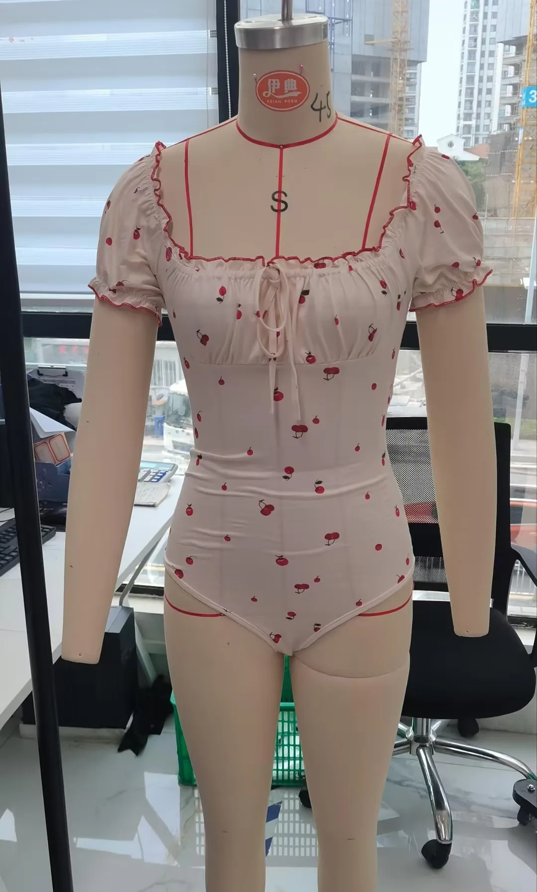 Women Summer Romper Short Puff Sleeve Tie-up Front Backless Cutout Cherry Print Bodysuit Swimsuit Bathing Suit Swimwear
Women Summer Romper Short Puff Sleeve Tie-up Front Backless Cutout Cherry Print Bodysuit Swimsuit Bathing Suit Swimwear
