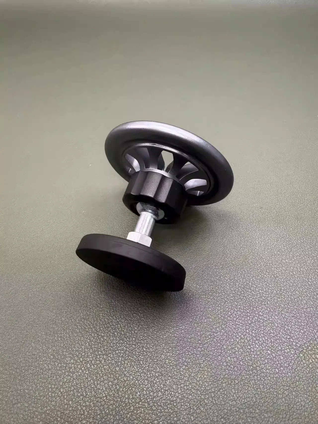 Portable Strong Magnet Desktop Phone Stand Bidirectional Magnetic Mount for Outdoor Recording And Gym Use
Portable Strong Magnet Desktop Phone Stand Bidirectional Magnetic Mount for Outdoor Recording And Gym Use