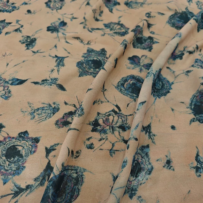 Spring Summer European and American Fashion Show Printed Fabric Women's Skirts Rose DIY High End Fabric
Spring Summer European and American Fashion Show Printed Fabric Women's Skirts Rose DIY High End Fabric