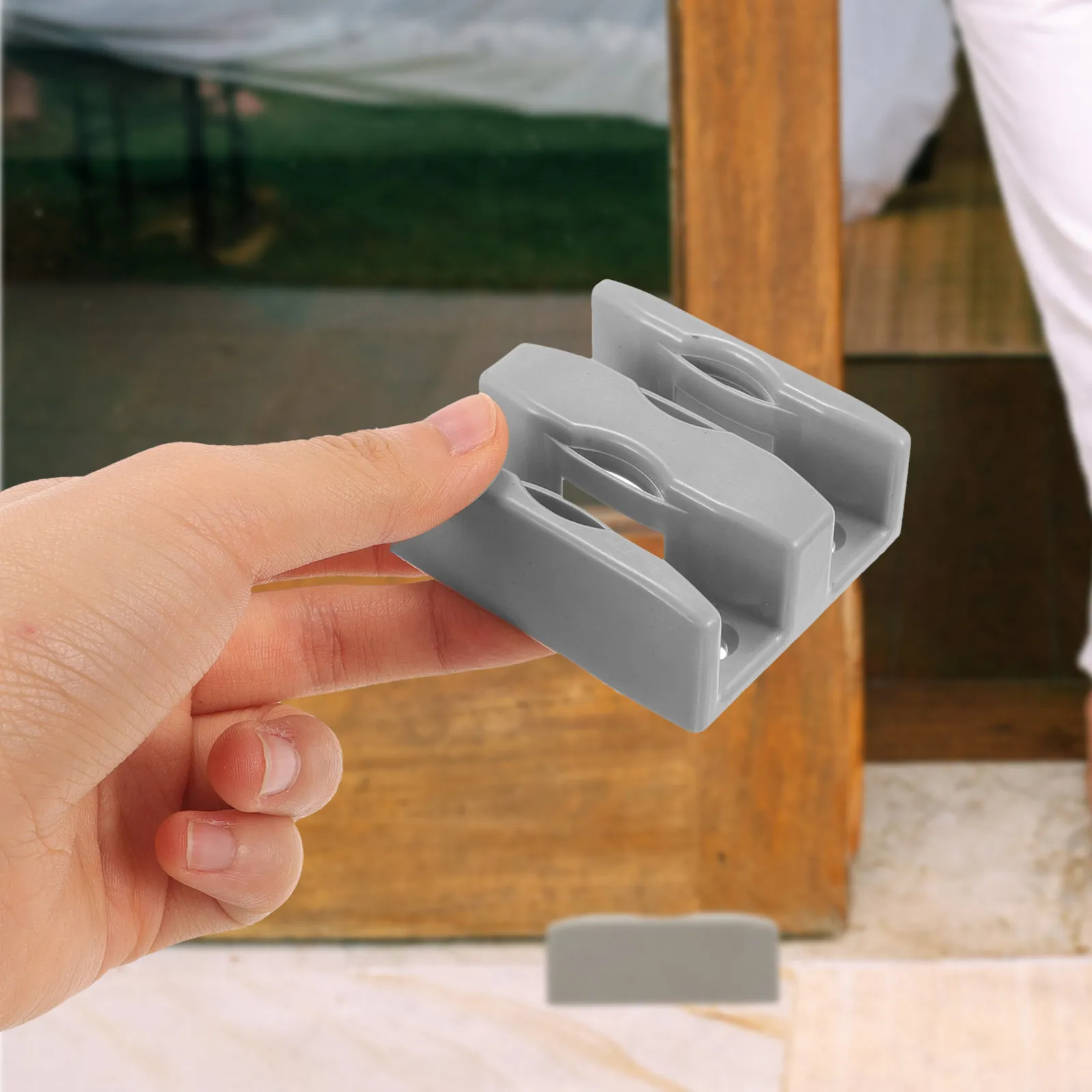 4Pcs Shower Door Bottom Guide PP Glass Sliding Door Fixing Block Smooth Quiet Sliding Shower Room Replacement Parts Set
4Pcs Shower Door Bottom Guide PP Glass Sliding Door Fixing Block Smooth Quiet Sliding Shower Room Replacement Parts Set