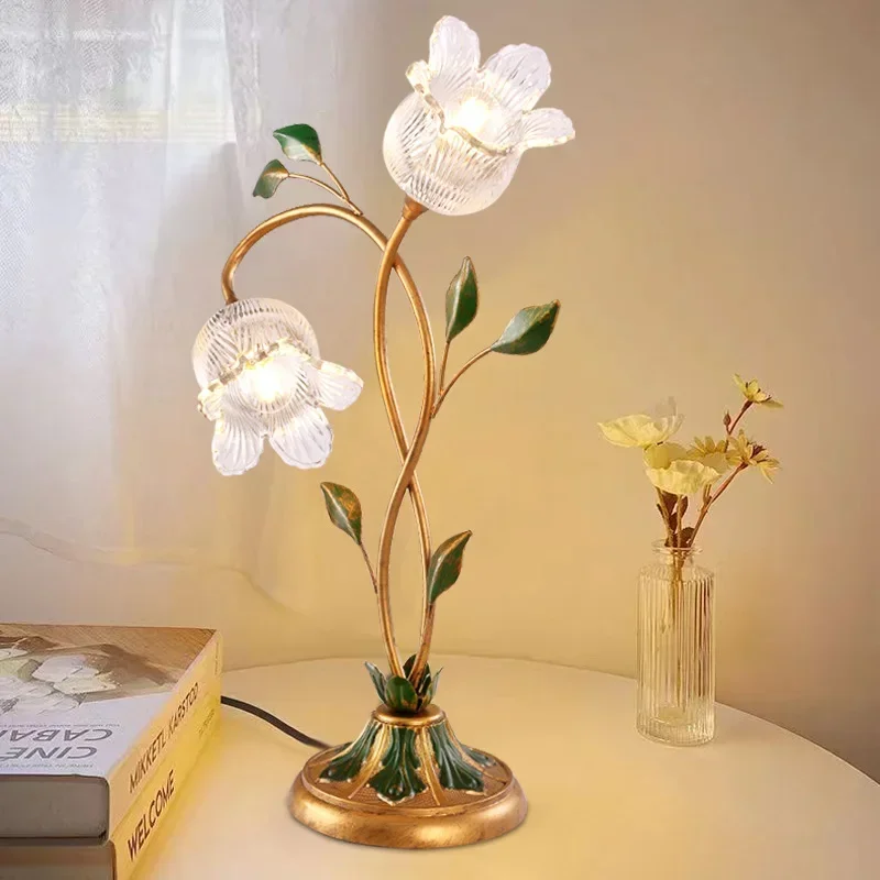 European Green Vintage Villa Hotel Decorative Table Lamp Gold Bronze Bed-Chamber Living Room Desktop LED French Flower Lights
European Green Vintage Villa Hotel Decorative Table Lamp Gold Bronze Bed-Chamber Living Room Desktop LED French Flower Lights