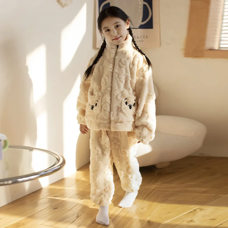 Autumn Winter Children Pajamas Set Models Stand Collar Coral Fleece Warm Cute Loose Casual Zipper Plush Home wear Set
Autumn Winter Children Pajamas Set Models Stand Collar Coral Fleece Warm Cute Loose Casual Zipper Plush Home wear Set