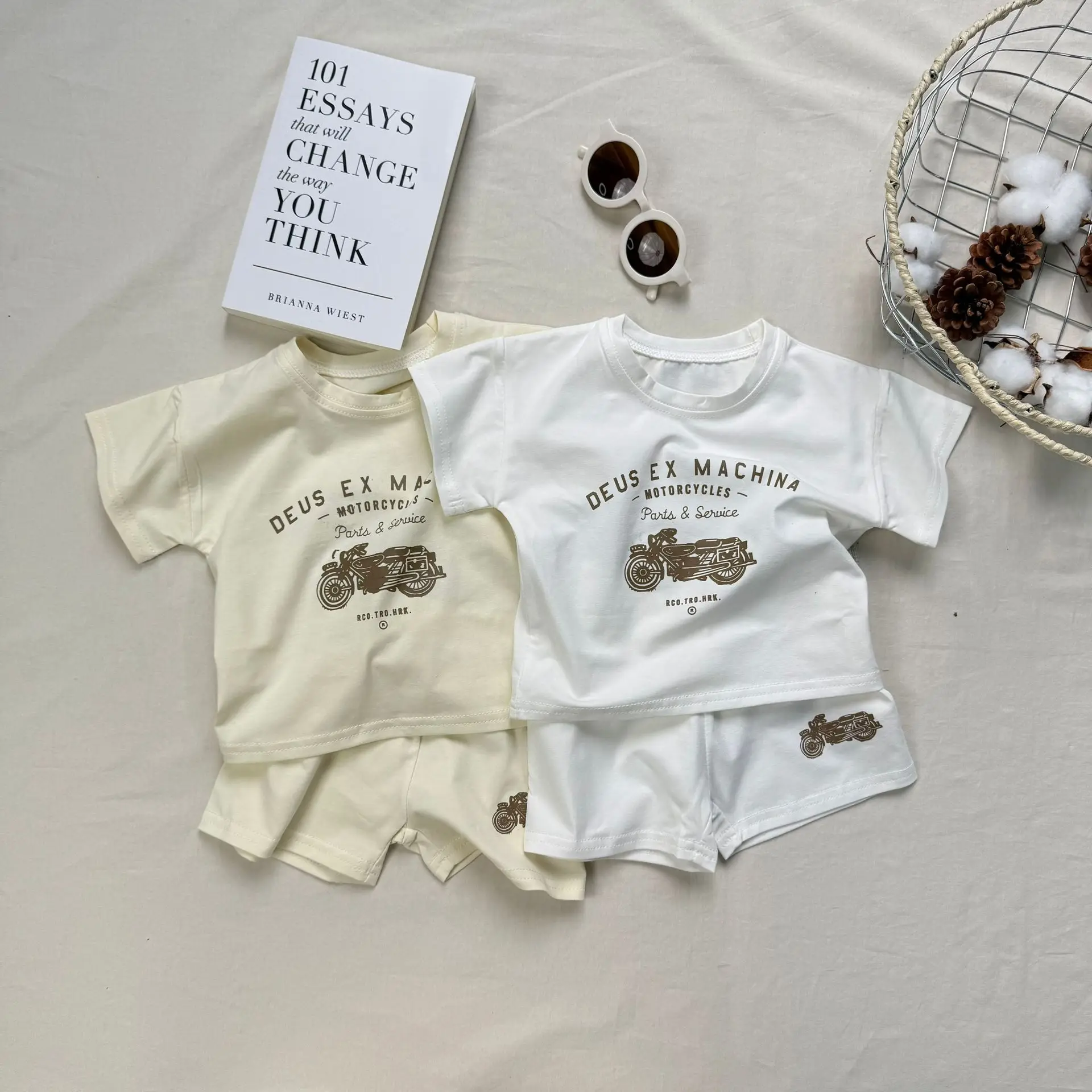 2025 Summer New Baby Short Sleeve Clothes Set Infant Boy Cute Bicycle Print T Shirts + Shorts 2pcs Suit Toddler Girl Outfits
2025 Summer New Baby Short Sleeve Clothes Set Infant Boy Cute Bicycle Print T Shirts + Shorts 2pcs Suit Toddler Girl Outfits