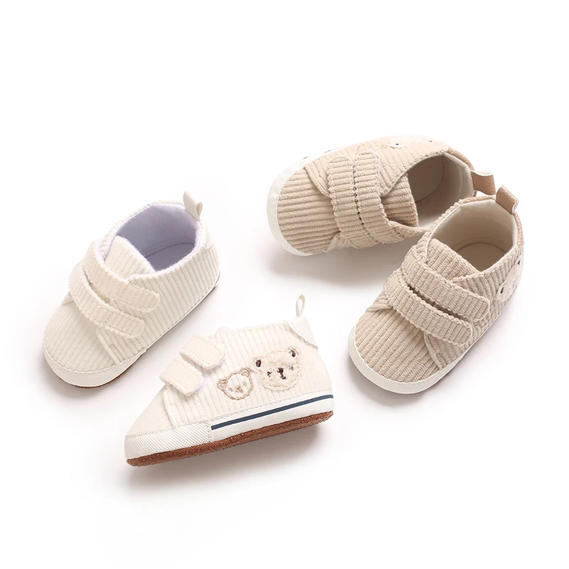 Infant Pre-Walker Shoes 0-18M Bear Embroidered Corduroy Sneakers, Soft Sole Casual Baby Shoes for Boys Girls
Infant Pre-Walker Shoes 0-18M Bear Embroidered Corduroy Sneakers, Soft Sole Casual Baby Shoes for Boys Girls